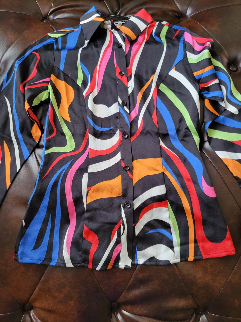 Fashion Nova Black Multicolor Wave-Print Button Down Shirt - Picture 8 of 8